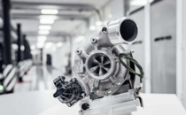 梅赛德斯AMG详细介绍了新的电动涡轮增压器技术