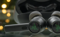 3月3日Razer最新的无线耳塞增加了降噪功能令人难以置信的低音